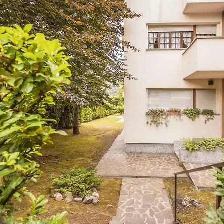 Easywelcome - Casa Saronni Apartment